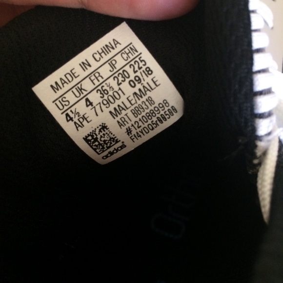 Adidas Marquee Boost Basketball Sneaker shoes - Picture 8 of 8